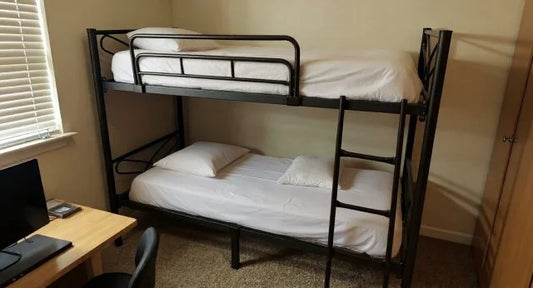 السرير بطابقين من الحديد المتين  (قابل للفصل)